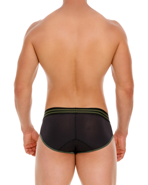 2057 COLLEGE BRIEF BLACK